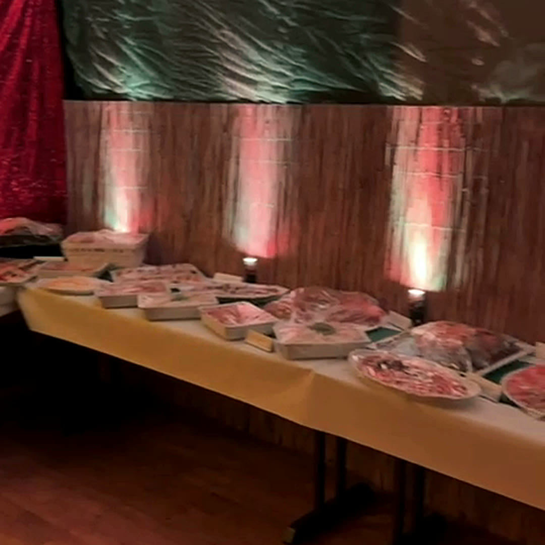 Kalte Platten am Silvesterbuffet 2024 im festlich beleuchteten Saal